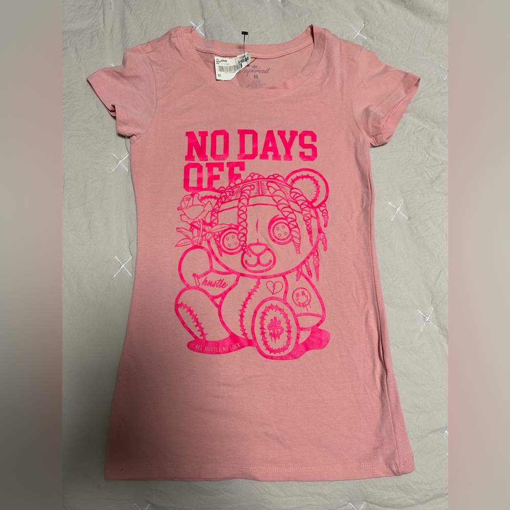 NEW M/USA “NO DAYS OFF SCREEN PRINTED SHORT SLEEVE SIZE M PEPERCUT T-SHIRT  BEAR